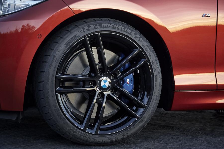 Колеса BMW M240i xDrive Coupe 2017 года  (WW) (фото 35 из 116)